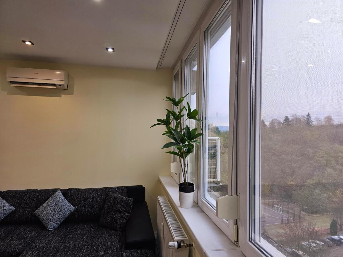 Urban Loft Apartment Salgotarjan Exterior photo