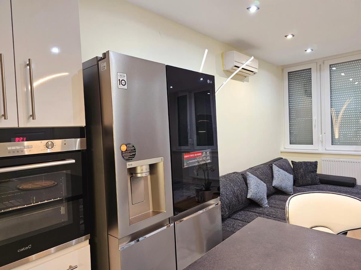 Urban Loft Apartment Salgotarjan Exterior photo