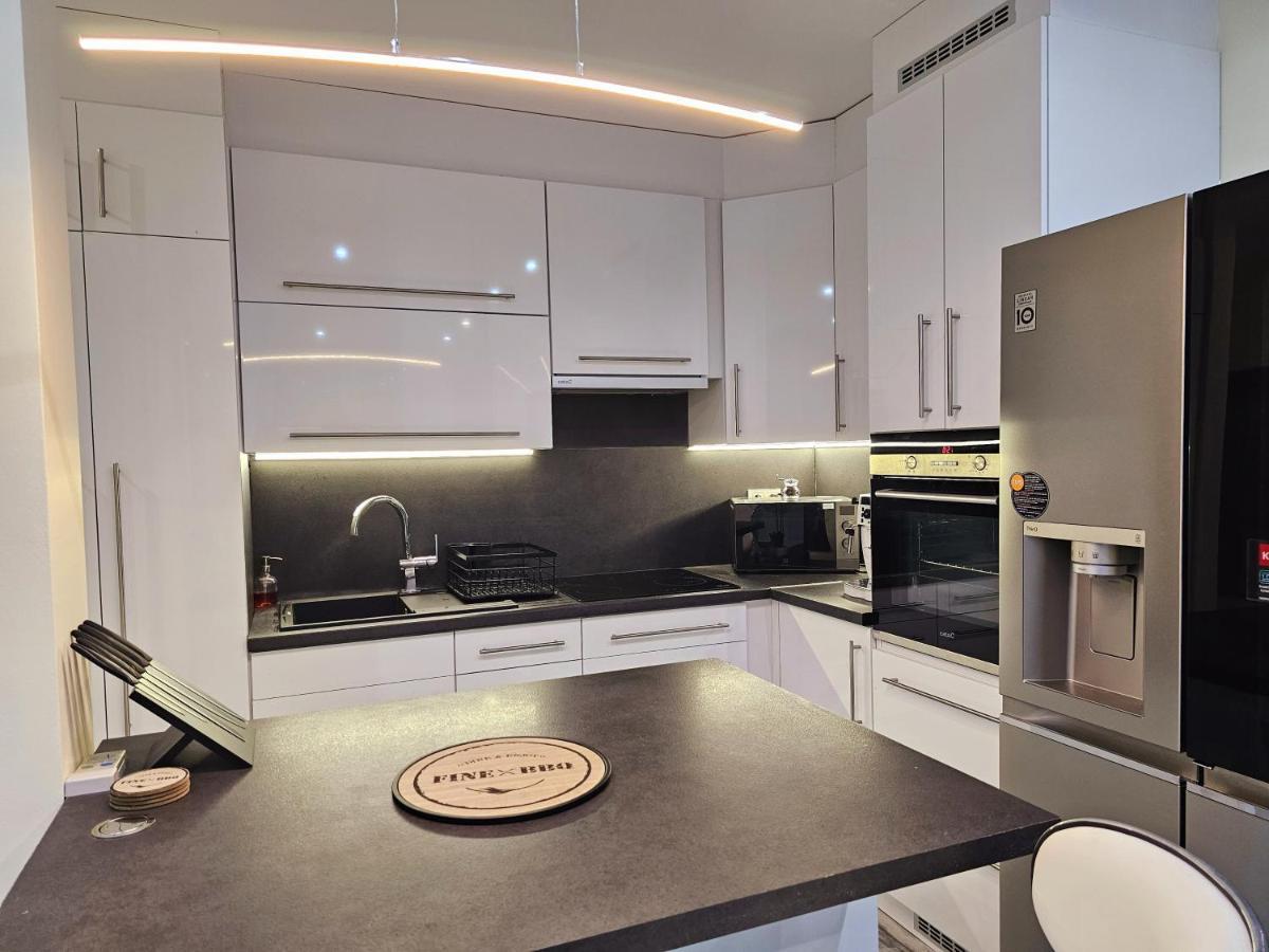 Urban Loft Apartment Salgotarjan Exterior photo